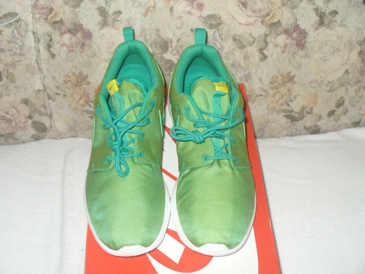 Nike Roshe One Premium Lucid Green Fitness Shoe 525234 302 Men s Choice Sz NWB