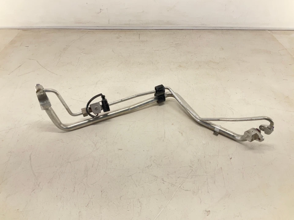 Linha de mangueira de ar condicionado 16-18 Audi A3 A/C - Imagem 4 de 4