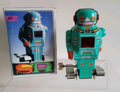 Spark Robot JMT36 Green Wind Up Toy Collectable Original Box 1990s - Image 1 of 4