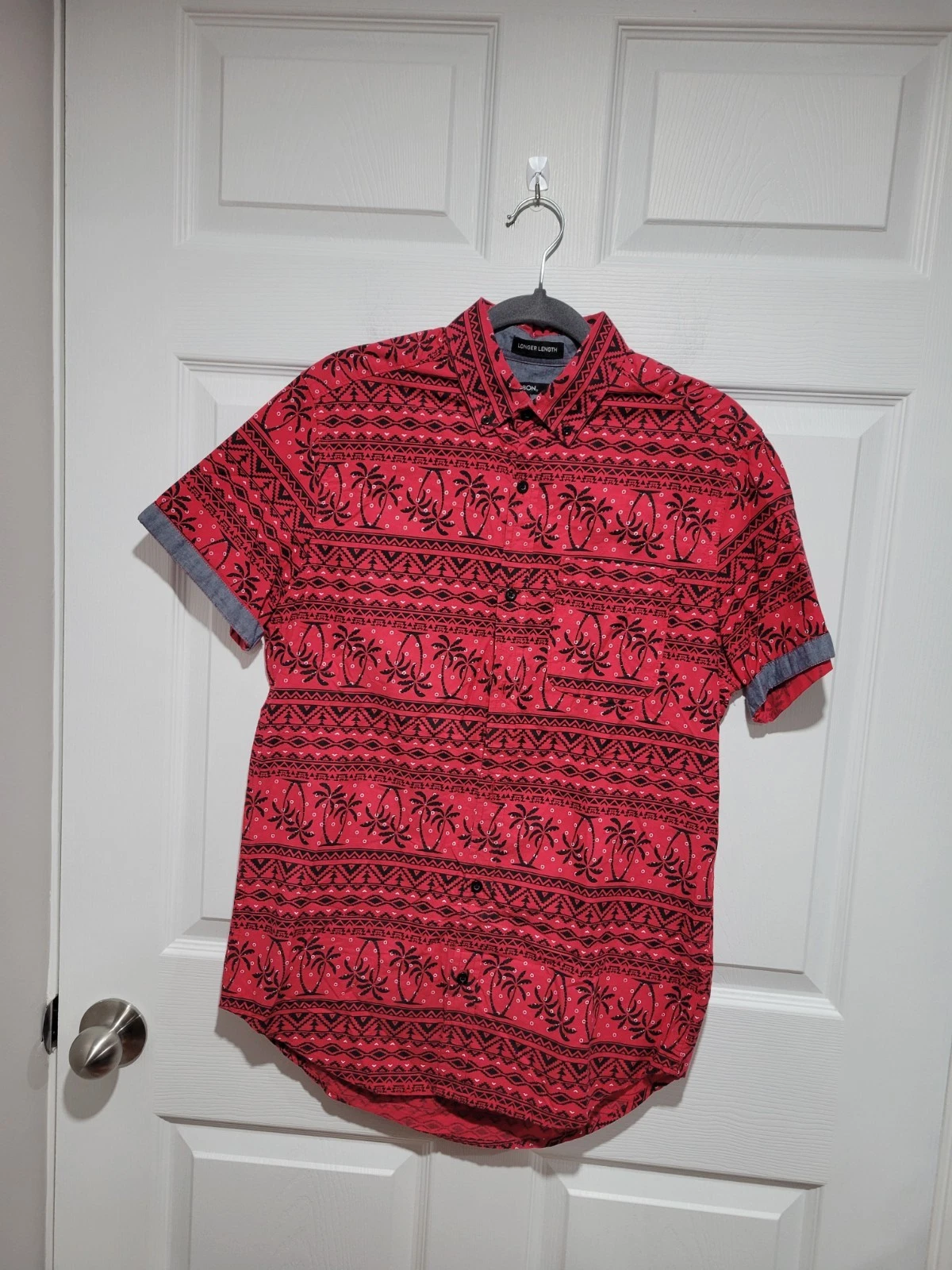 Carbon Mens Hawaiian Shirt Beach, Vacation Red W/Blk Palm Trees Sz Small