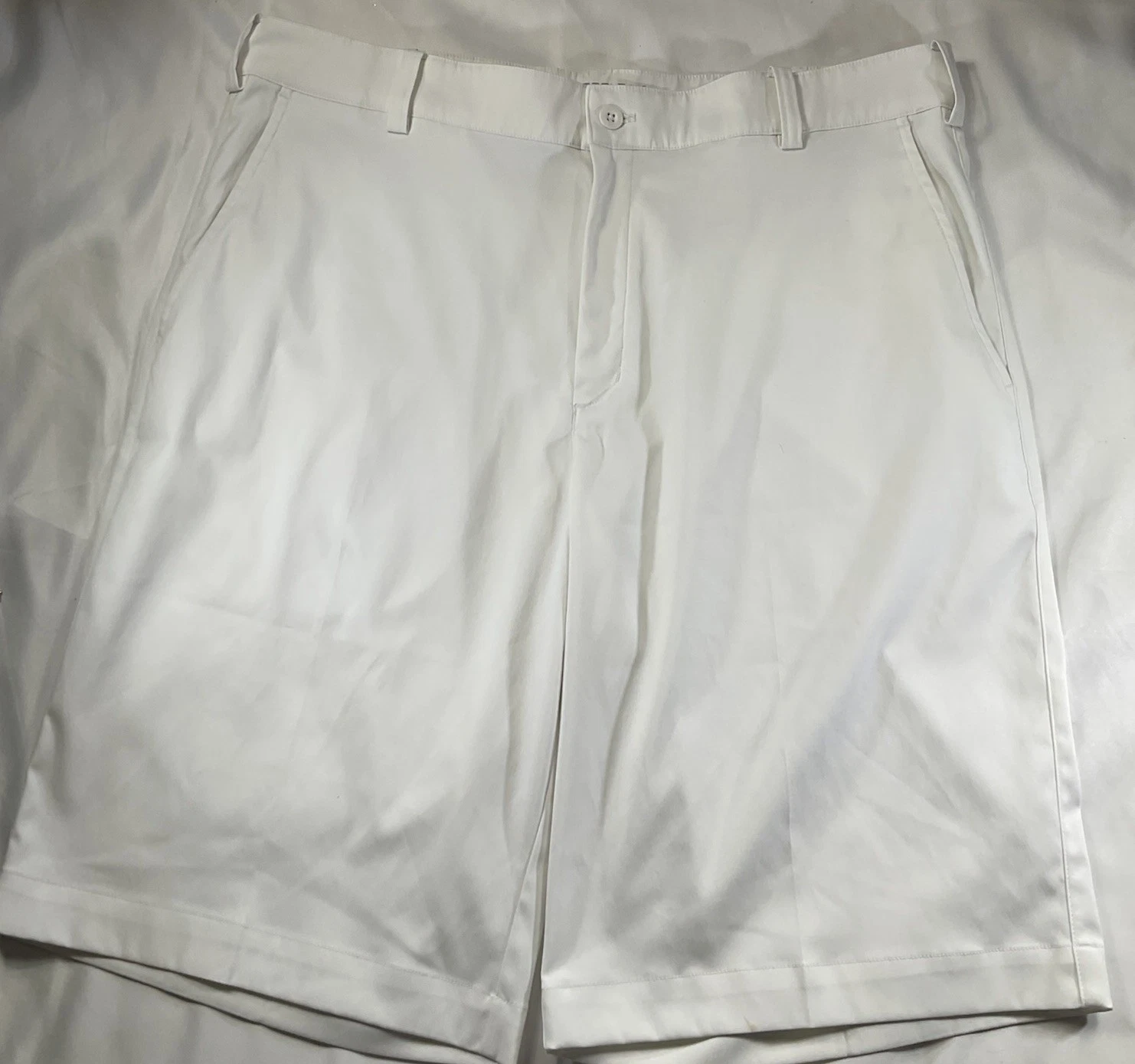Nike Golf Tour Performance Men 34 White Fit Dry 11 Inch Inseam Chino Pockets 12
