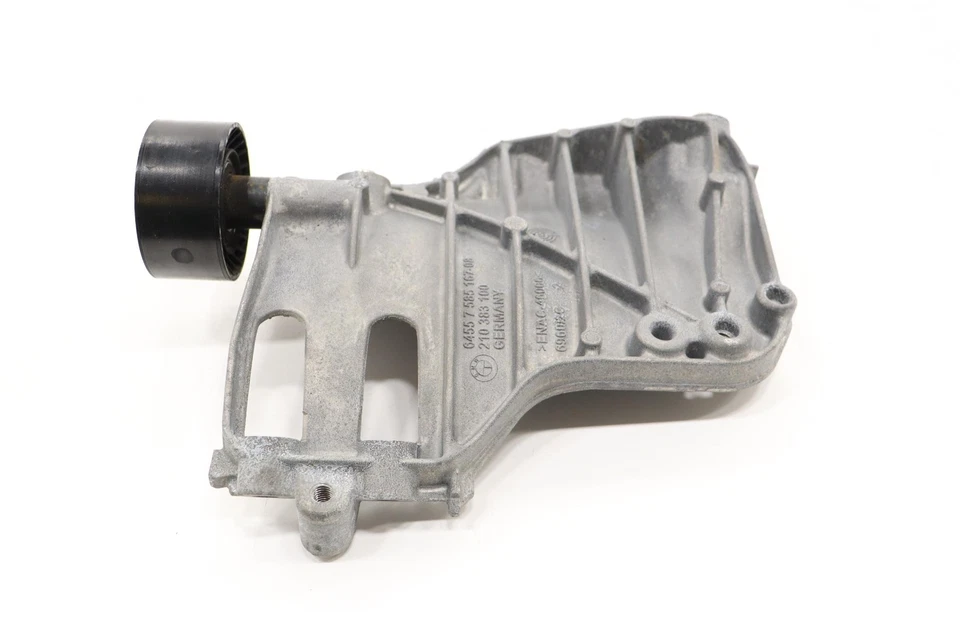 BMW X6 F16 2008-2019 3,0 L soporte de montaje de compresor de aire acondicionado y polea OEM 64557585167 Foto 2 de 4