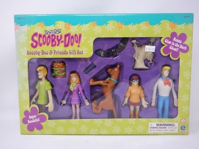 Scooby Doo & Friends Gift Set NEW IN BOX