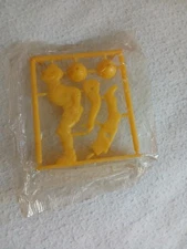 1973? Cereal Premium SOCCER PLAYER IN PACKAGE - Disney?