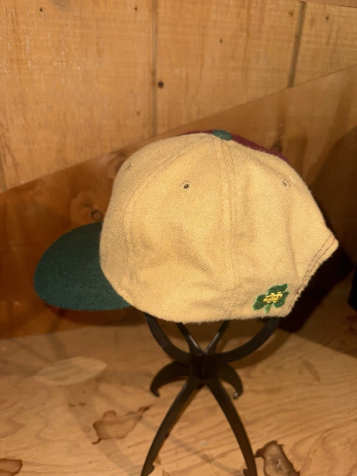 De colección Notre Dame Lucha Irlandés Bloque de Color Correa Gorra Aguja Americana Foto 2 de 4