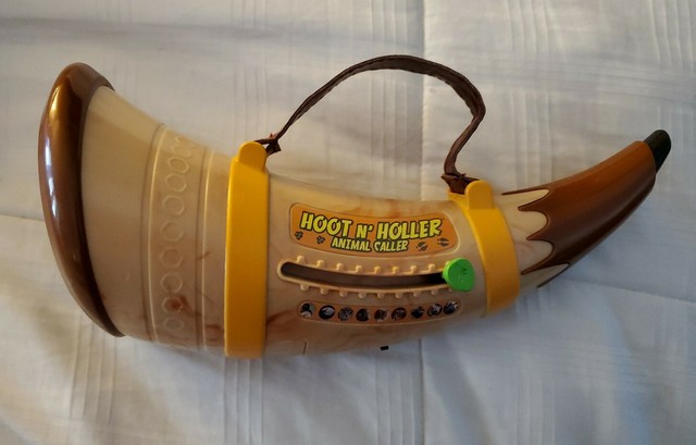 hoot n holler toy