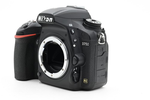 Nikon D750 24.3MP FX Digital Camera Body #499 - Picture 3 of 9