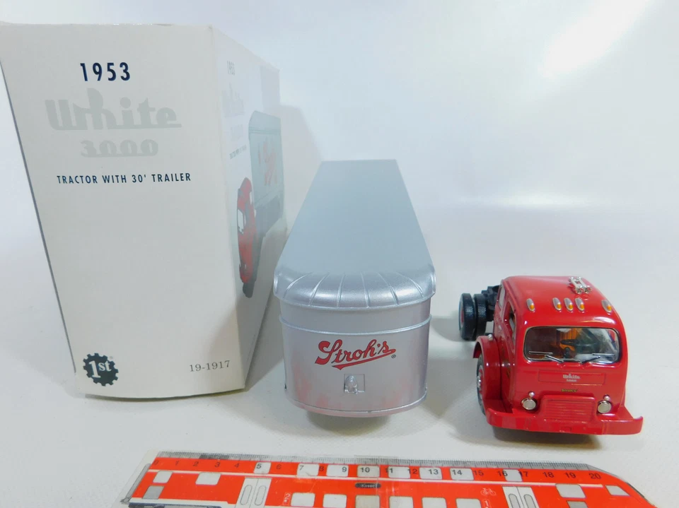 First Gear 1:34 19-1917 Camion Bianco 3000 1953 Birra Stroh, Mint Box #CA101-2 - Immagine 4 di 4
