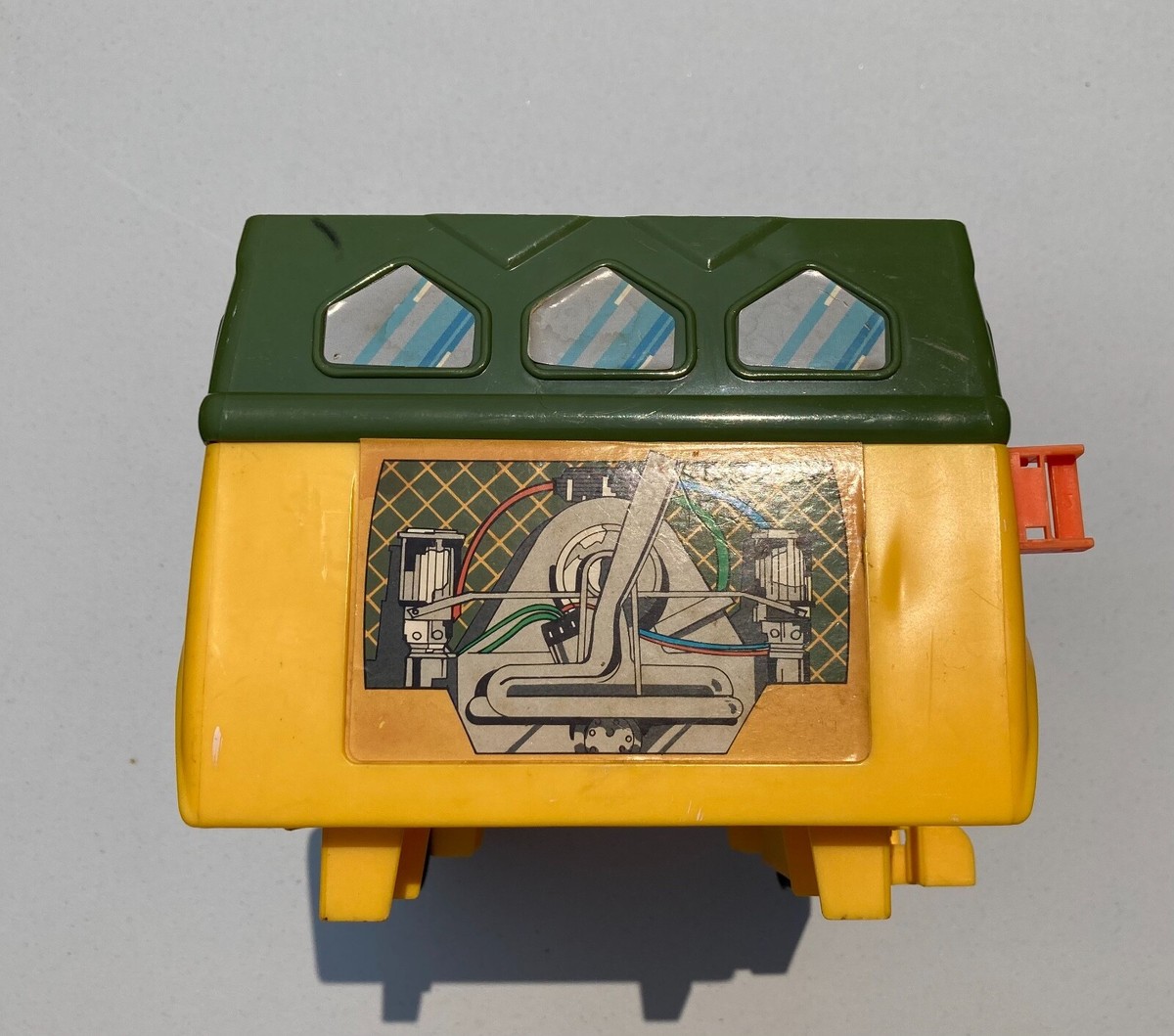 Playmates Toys 5622 Turtle Party Wagon Mutant Attack Van (1989