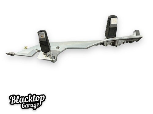 2006 05-06 BMW R1200 R1200RT Right Rearset Rear Set Foot Peg Rest Bracket - Picture 3 of 6