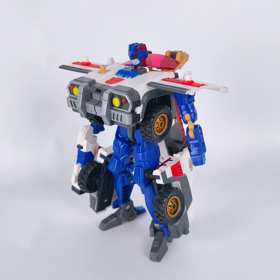 Max-Cons Transformers Red Alert Armada con arma Foto 3 de 4