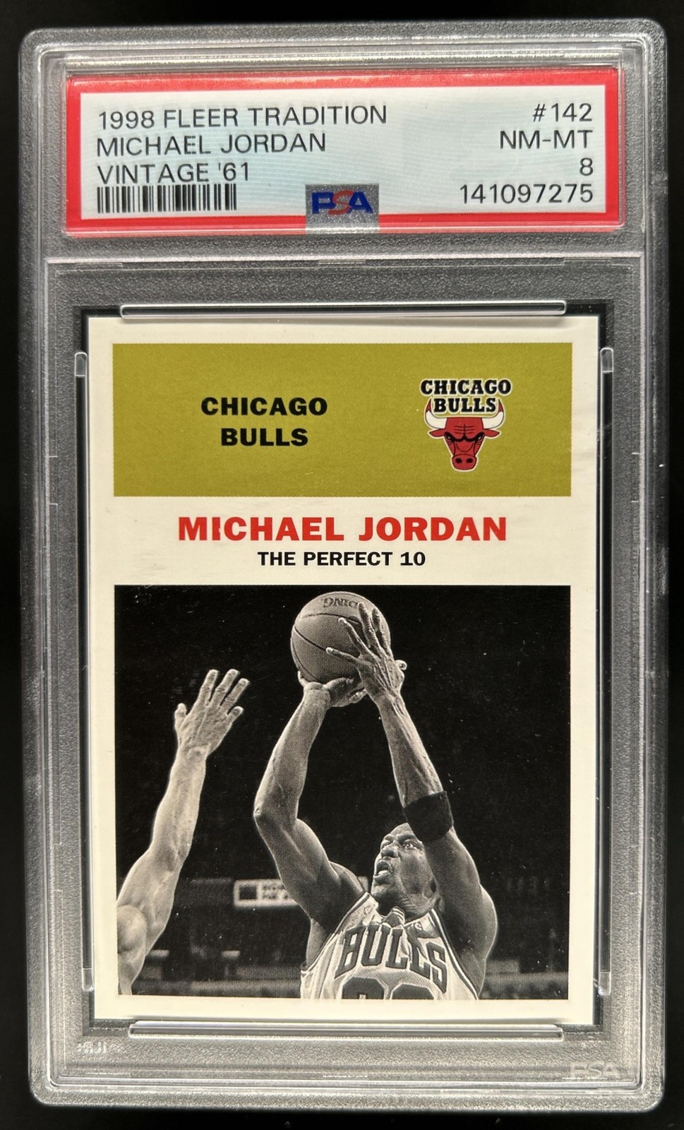 1998-99 Fleer Tradition Michael Jordan Vintage '61 #142 Bulls PSA 8