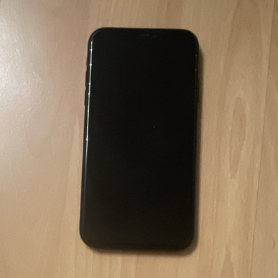 Apple iPhone XR 64 GB Schwarz Smartphone   Rückseite mit Rissen/Bruchstellen
