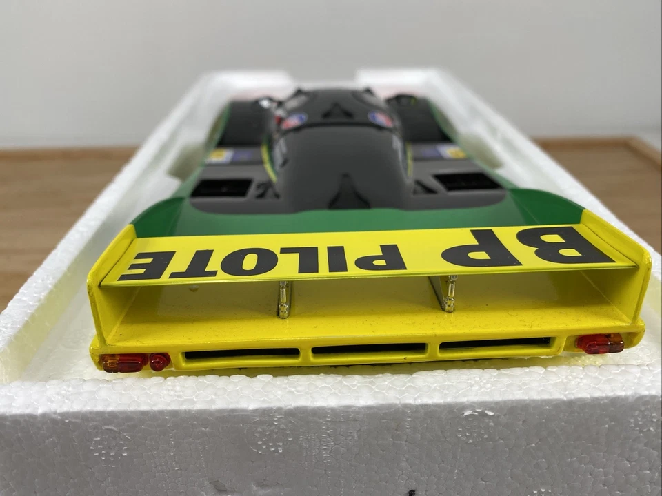 1/18 Minichamps 1983 BP Swap Shop Porsche 956L Henn Schlesser LeMans 180836947! Foto 4 de 4