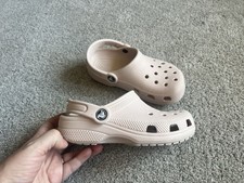 Crocs Classic Clog Shoes Kids Size J1 Slip On Lightweight Light Blush Pink Girls