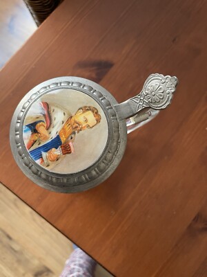 Bierkrug mit Motive König