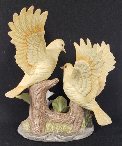 Birds Figurine Statue Yellow READ Jonathon Byron 1990 A55 - Picture 2 of 7