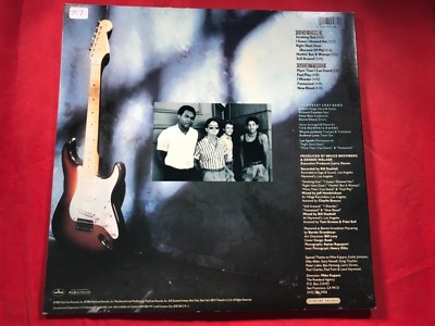 T-7 ROBERT CRAY Strong Persuader - 1986 - 830 568-1 M-1