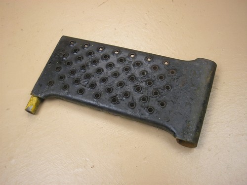 IH Cub Cadet 100 70 71 72 73 Original Tractor RH Foot Rest Support