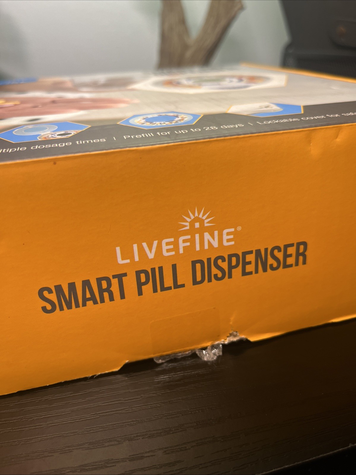 LiveFine Smart WiFi Bluetooth 28-Day Automatic Medication Pill Dispenser New OB