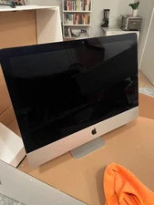 iMac 21.5-inch (2017) – 2.3GHz Dual-Core Intel Core i5, 8GB RAM, 1TB HDD, Iris P
