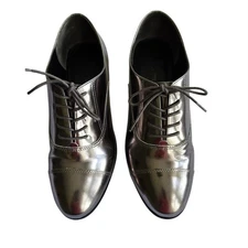 Ivanka Trump Ollie Oxford 