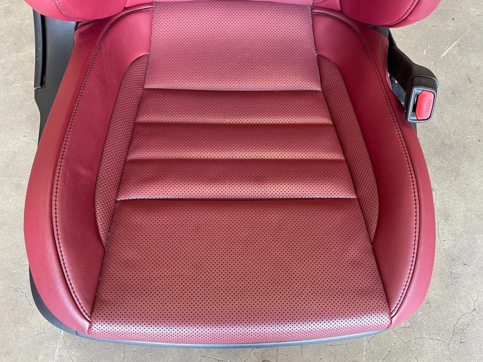 Cojín de asiento de pasajero delantero derecho rojo 14-16 Lexus IS200t IS250 IS350 1578 OEM Foto 3 de 4