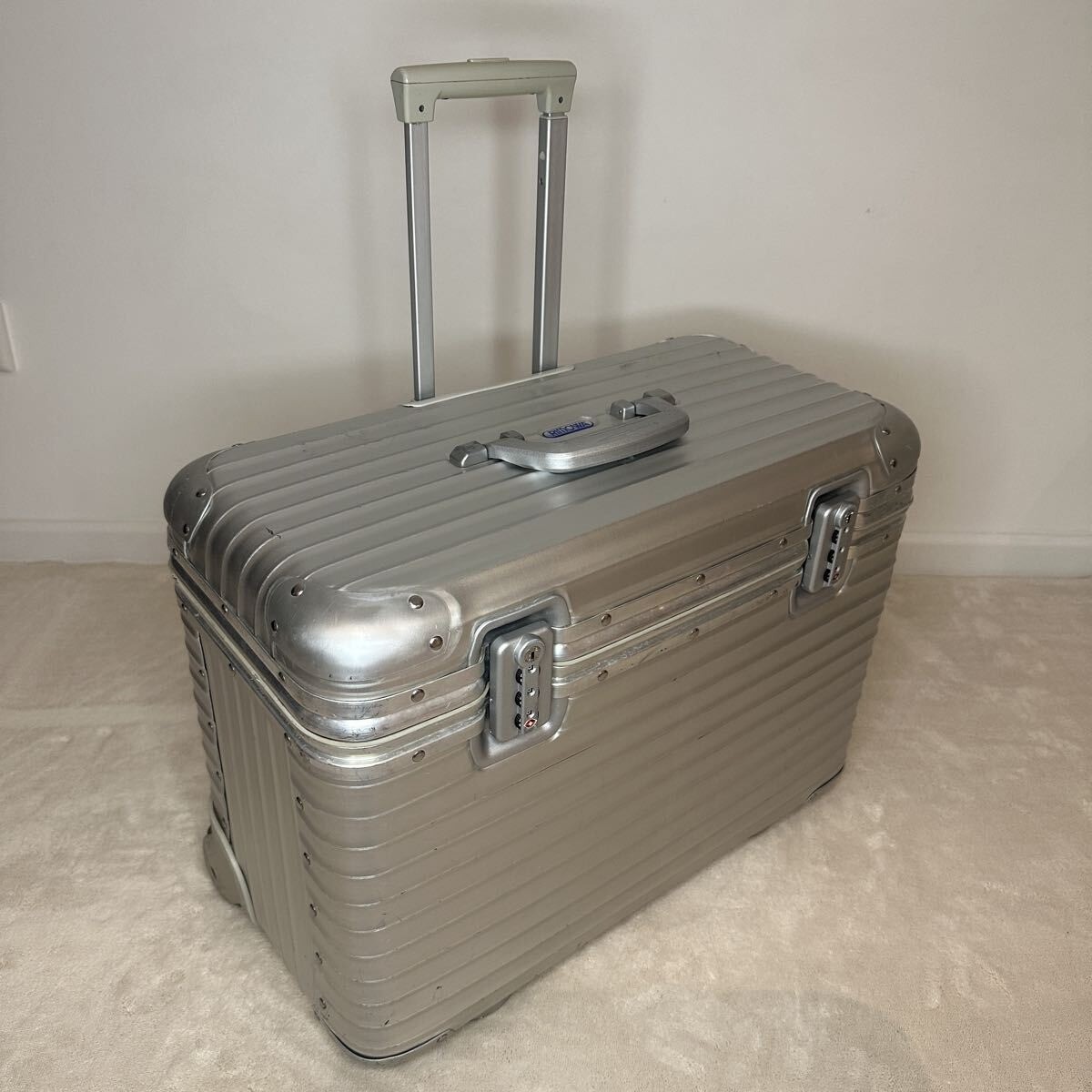Rimowa Topas Pilot Case 46L Silver 2 wheels Carry Case Suitcase