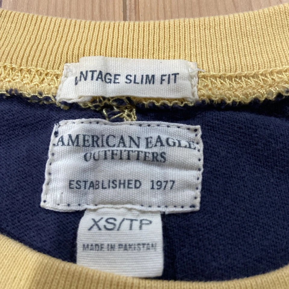 American Eagle Men's Vintage Slim Fit Y2K T Shirt Embroidered Abercrombie XS - Image 4 of 4