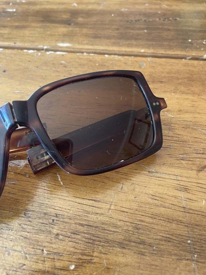 Gafas de sol plegables italianas vintage MCM mediados de siglo tortuga hechas en Italia cuadradas Foto 3 de 4