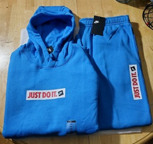 sky blue nike sweatsuit