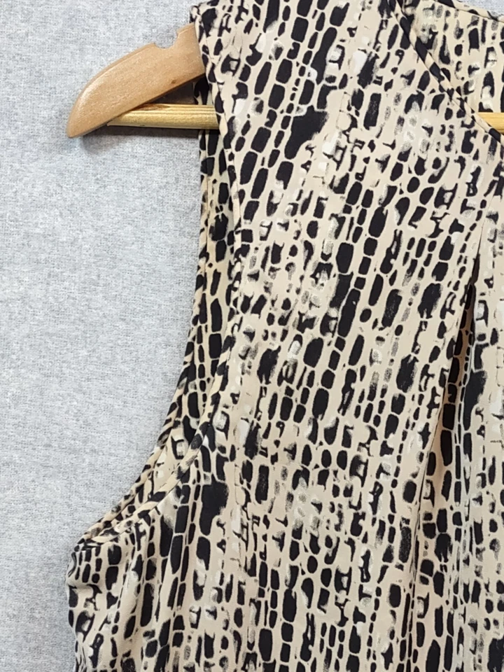 Blusa Willi Smith Top Mujer Mediana Negra Beige Estampada Plisada Rayón Sin Mangas Foto 4 de 4