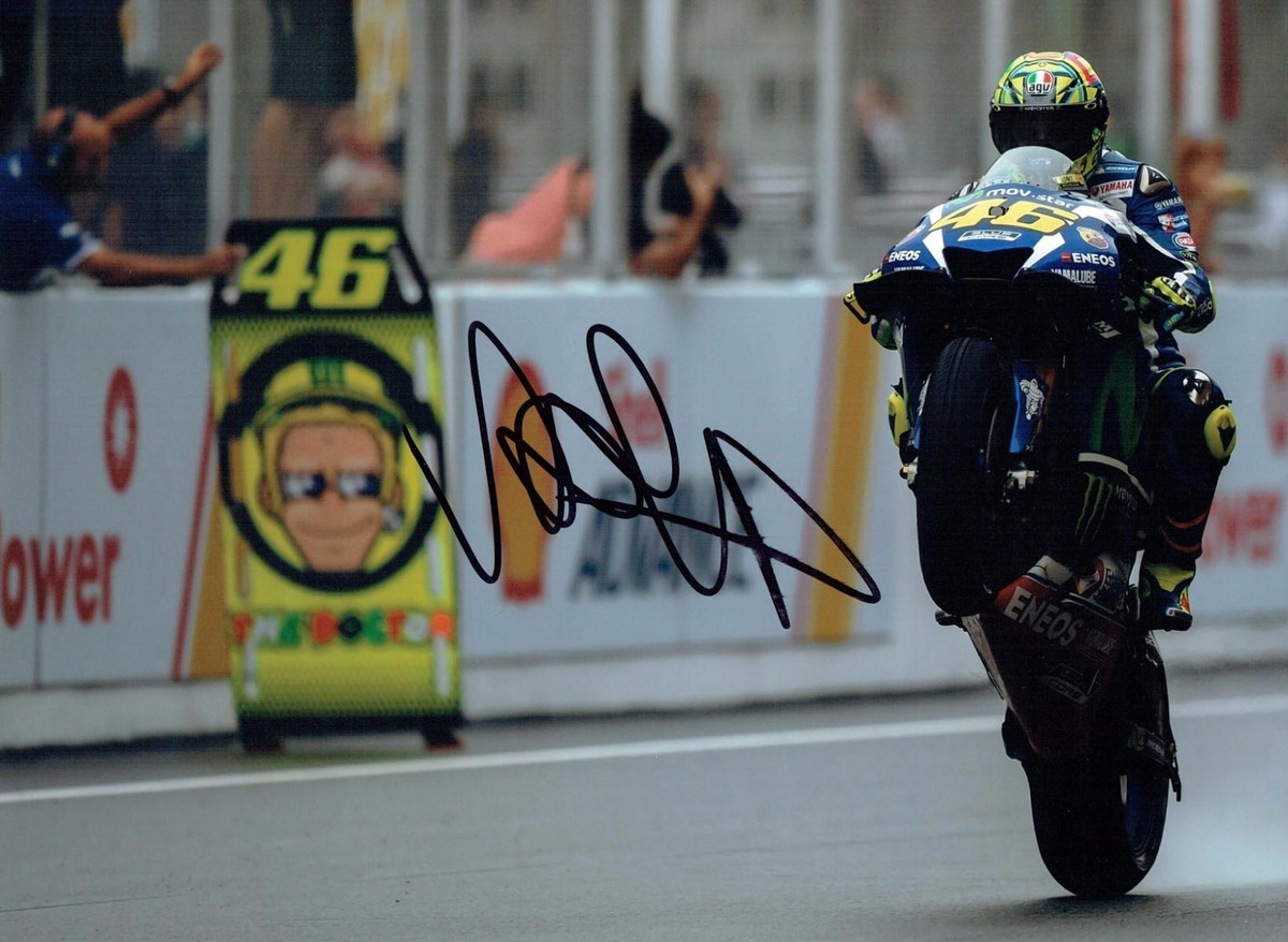 Valentino Rossi 'The Doctor' Signed 16x12 2017 Yamaha MotoGP Photo