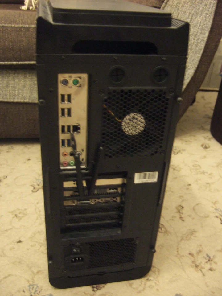 computer - Image 4 of 4