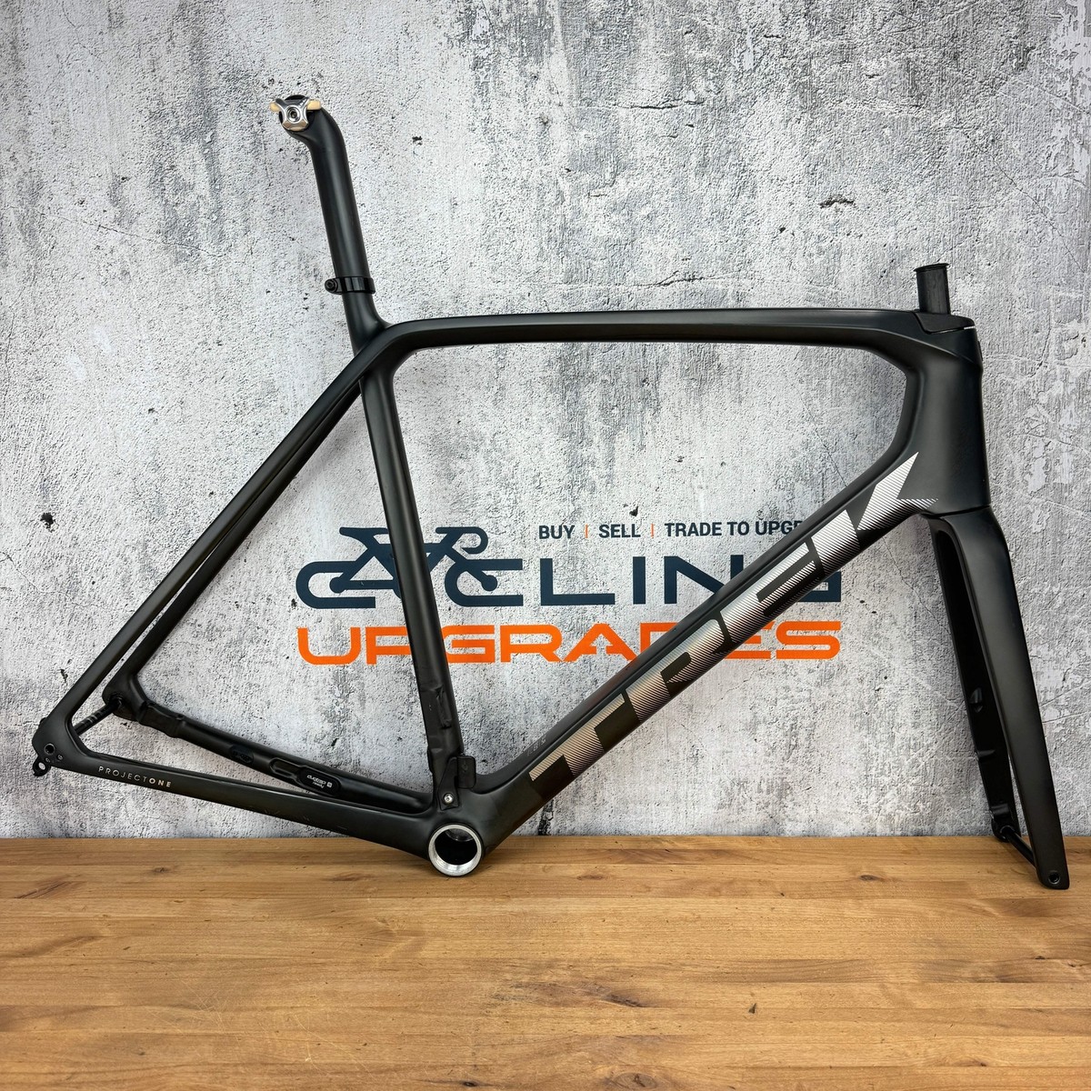 2022 Trek Emonda SLR 800 OCLV 60cm Carbon Road Bike Frameset 2022 Trek Emonda SLR 800 OCLV 60cm Carbon Road Bike Frameset