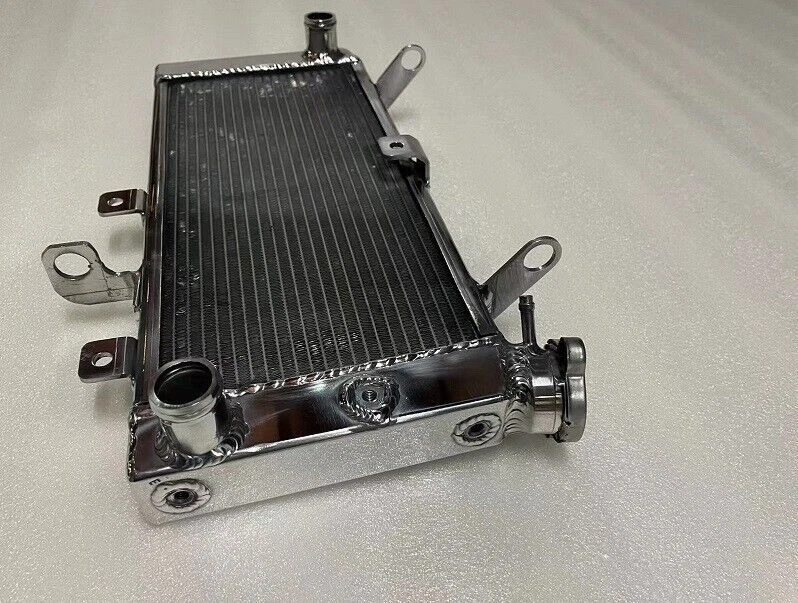 Radiador de aluminio apto para Suzuki SV650 SV 650 2017-2021 2018 2019 2020 enfriador Foto 2 de 4