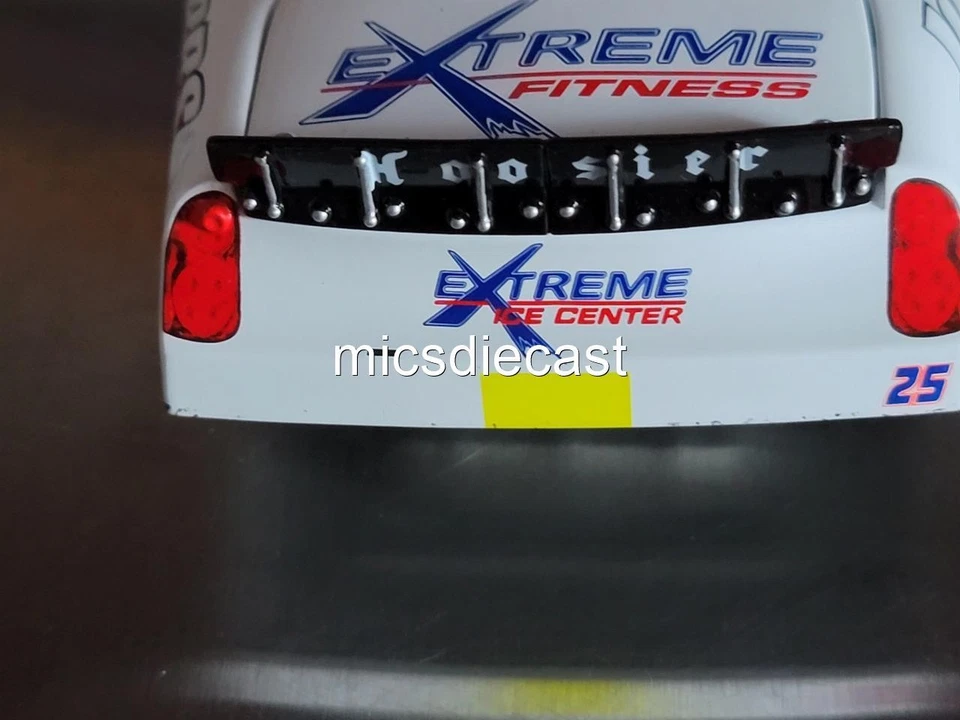 XRARO 2008 Joey Logano #25 Carrera Joe Gibbs Racing Aceite Diecast 1/24 ARCA NUEVO EN CAJA Foto 4 de 4