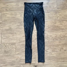 As Is Spanx Leggings Size XS Black Faux Leather Brocade 20261R