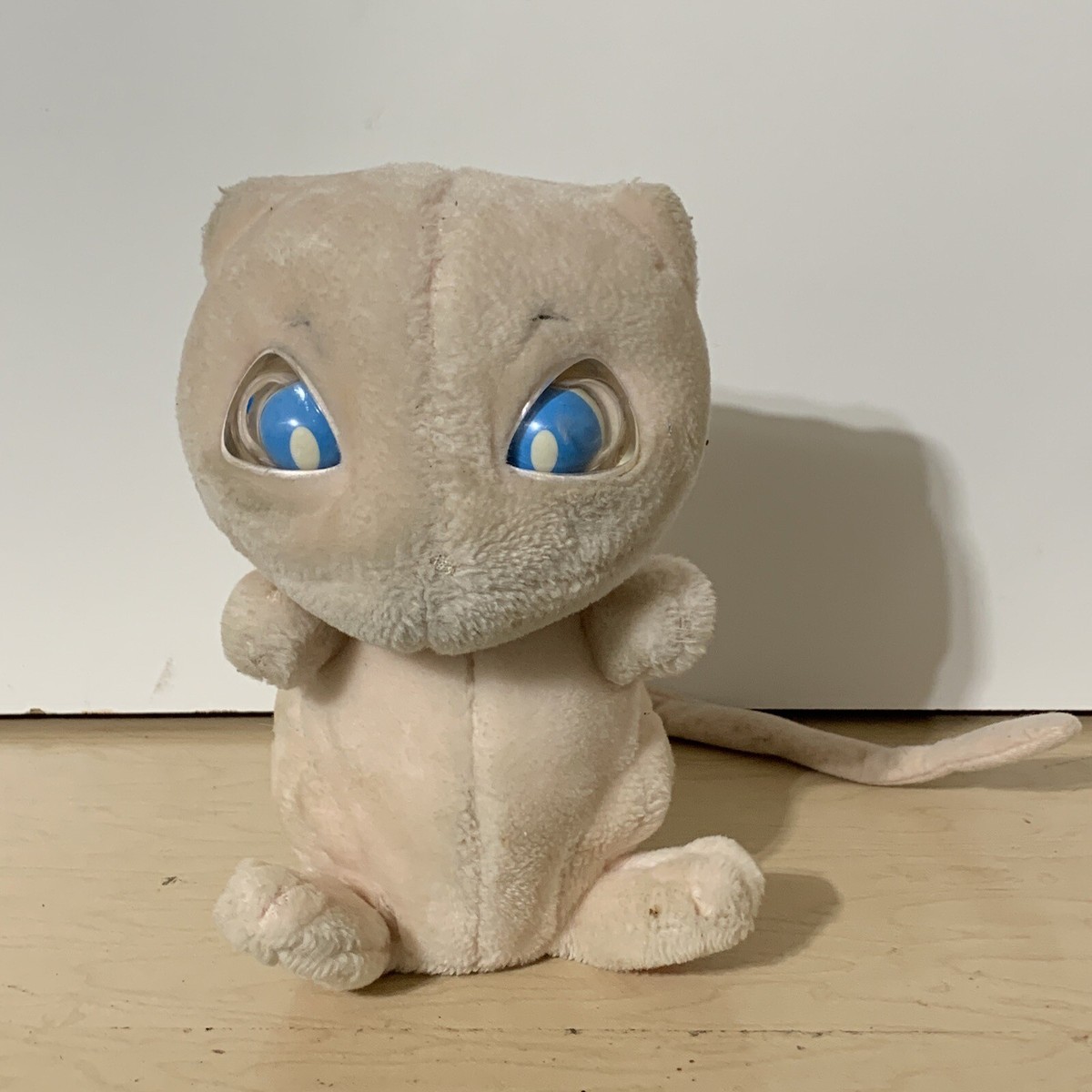 VINTAGE Hasbro Nintendo Pokemon ELECTRONIC MEW 8