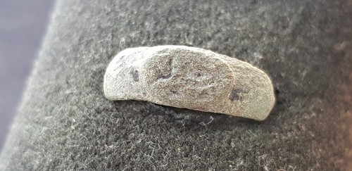 Lovely but damaged Roman bronze seal finger ring, please read description. L103h