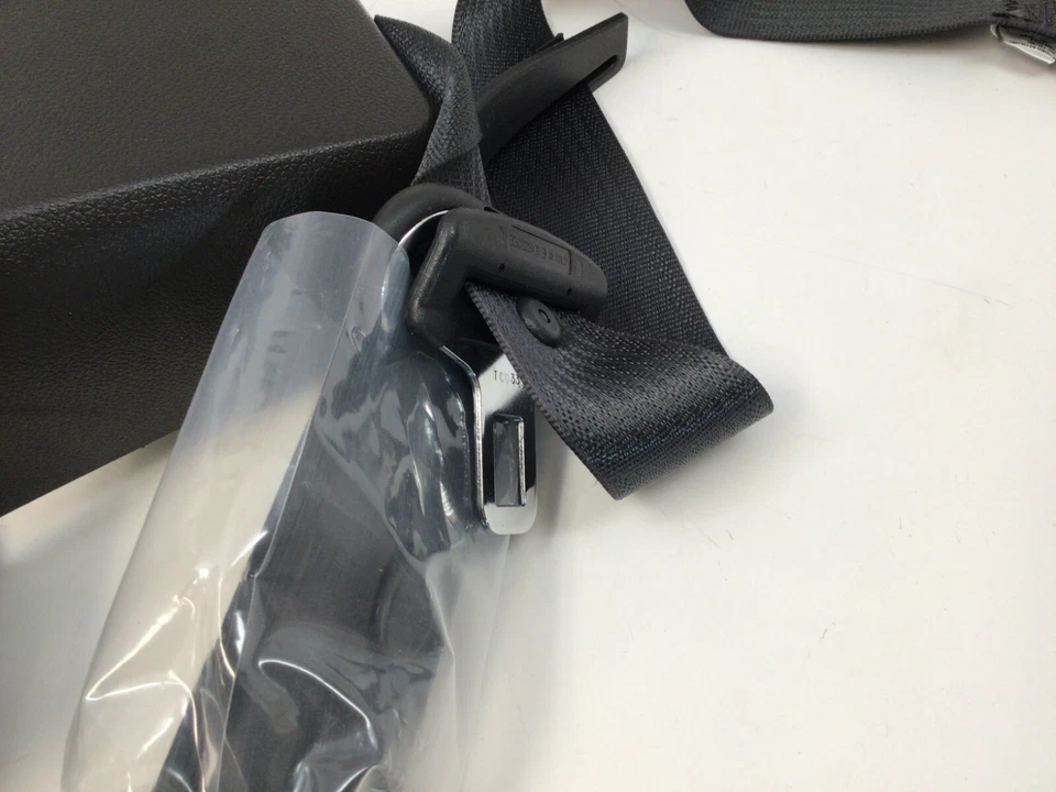 Chevrolet Silverado GMC Sierra 1500 pasajero delantero derecho cinturón retractor OE Foto 4 de 4