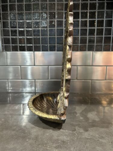 Seed Feeder Bird Bath Cast Iron Wall Mounted Love Birds Bronze Tone Wall Hanging - Picture 4 of 11
