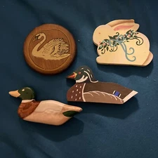 Lot Of 4 Vintage Magnets Wooden And 1 Porcelain And 1 Wooden Duck, Bunny &Swan