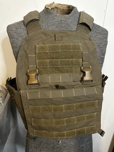 mayflower APC デジタルデザート　実物 MAYFLOWER Assault Plate Carrier (APC) アサルト プレートキャリア