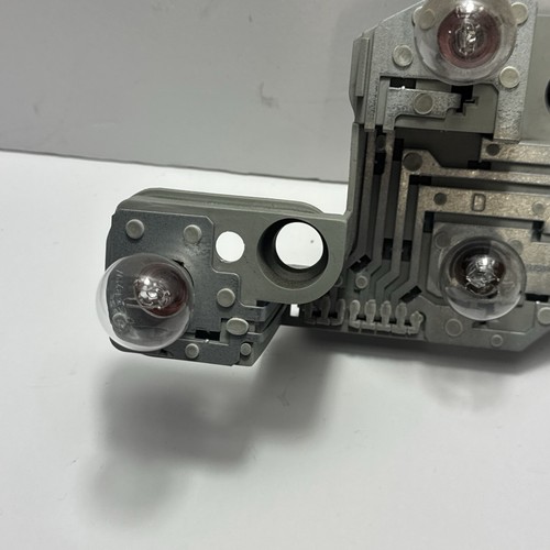 Enchufe bombilla freno trasero derecho Jaguar XK8 XKR 2001-2006 89021692 - Imagen 2 de 15
