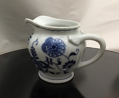 Vintage Blue Danube Japan Blue Onion Pattern Creamer 8 Oz Mint C