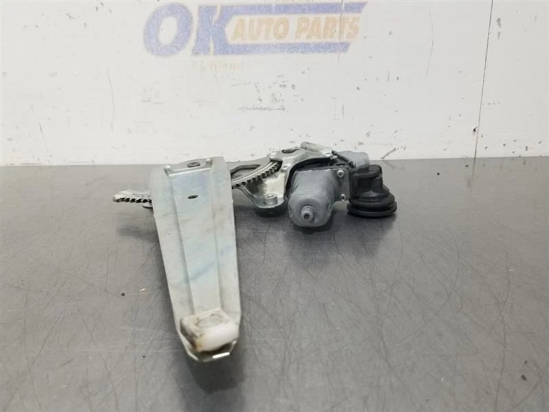 11 2011 LEXUS LX570 OEM PASSENGER RIGHT REAR DOOR WINDOW REGULATOR  - Image 2 of 4