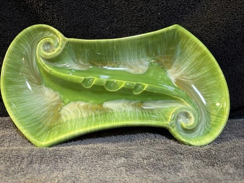 VTG 1950’s-1960’s Royal Haeger Ceramic Green Ashtray # 2072 MINT