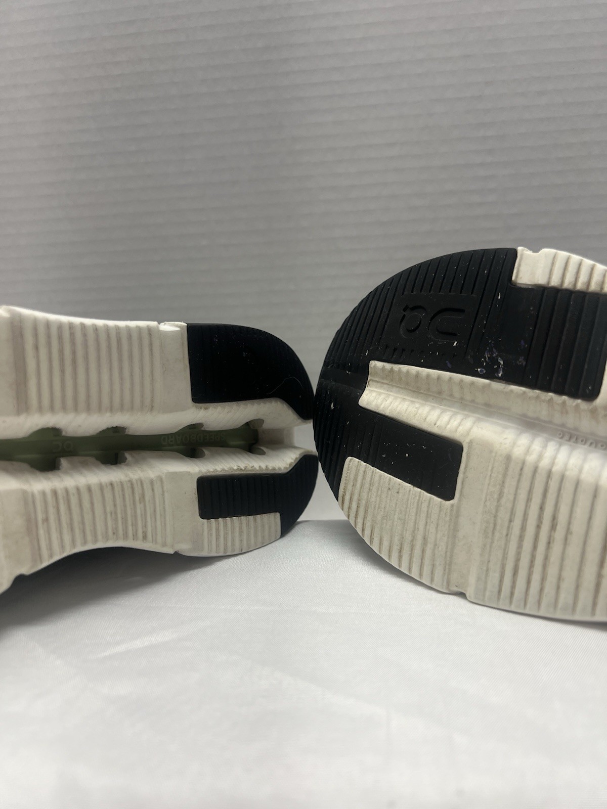 On Clouds Cloudnova Running Shoe Eclipse Meadow C… - image 12