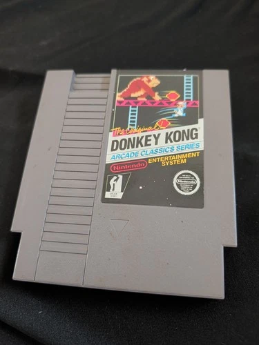 Nintendo Donkey Kong Arcade Classics Series NES Cartridge